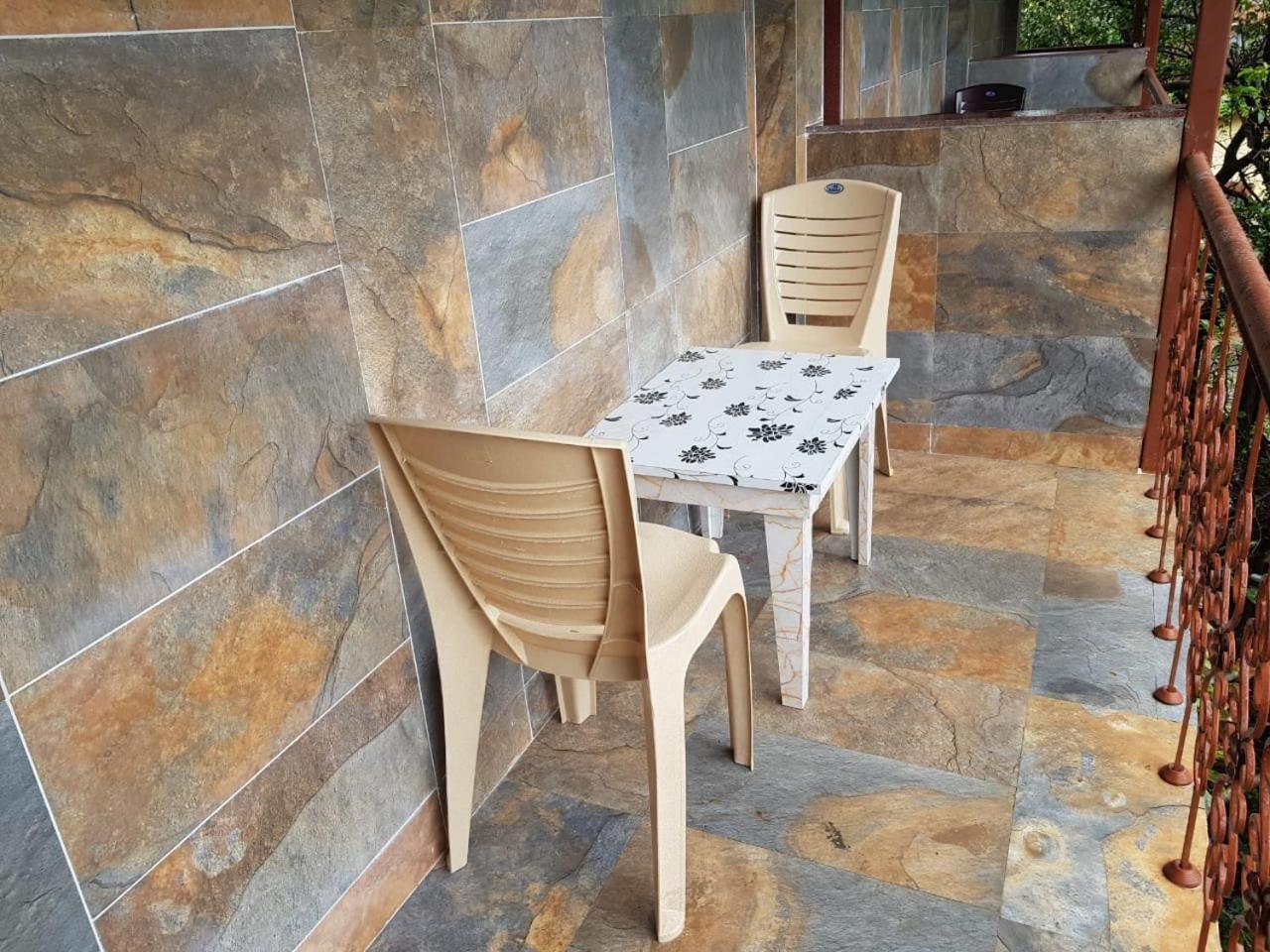 C P Cottage Mahabaleshwar Ngoại thất bức ảnh